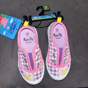 🆕 Peppa Pig Canvas Shoes for Toddler Girls Size 7